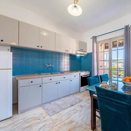 Apartament 2 *
